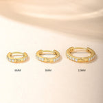 Anneliese – Golden rings with a gentle curve