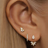 Magda – Pendientes de oro delicados con un suave brillo.