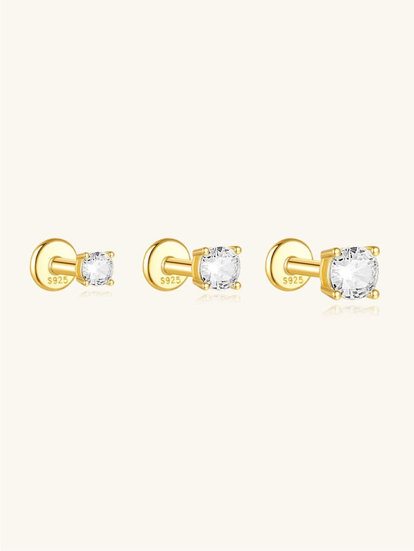 Evelína – Pendientes de oro delicados con un elegante curvado.