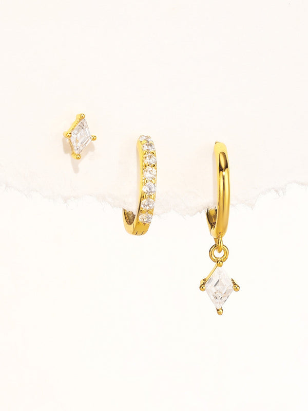 Veronika – Pendientes de oro delicados con brillo.