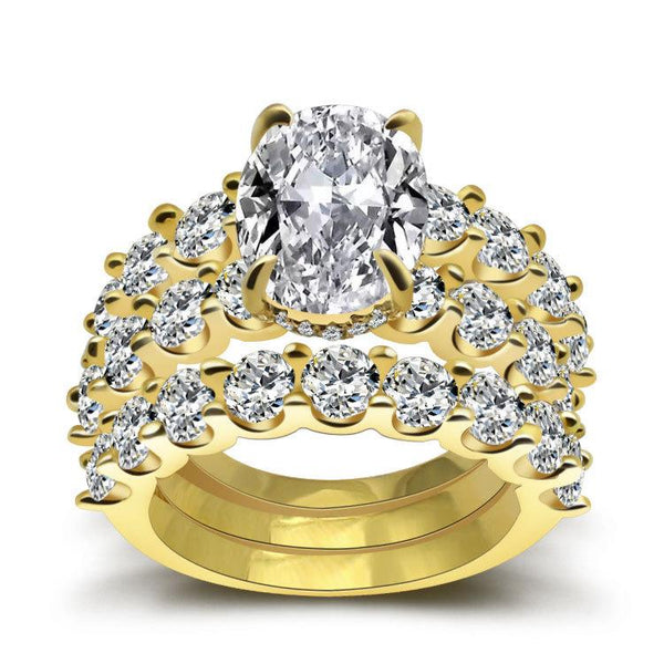 Greta – Anillo de diamante plateado con ornamento.