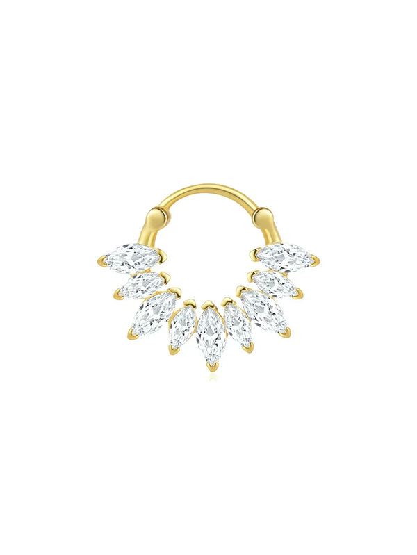 Eva-Marie – Pendientes dorados delicados con forma fluida.