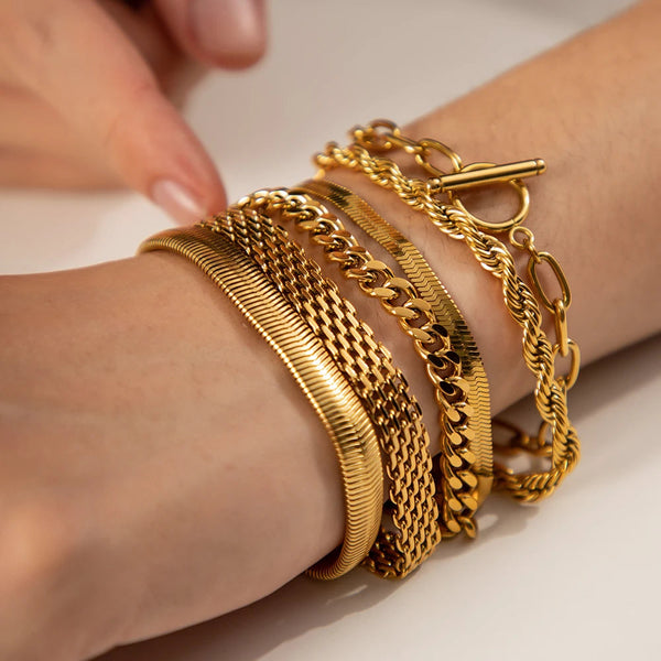 Tereza – Pulseras doradas con efecto de cadena doble.