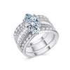 Veronika – Conjunto de anillos con diamantes y acentos dorados.