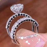 Kateřina – Anillo de diamante con un destacado corte baguette.