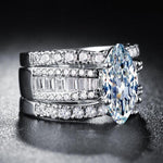 Verena – Conjunto de anillos con cristal y acentos dorados.