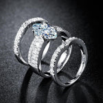Verena – Conjunto de anillos con cristal y acentos dorados.