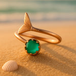 Anillo de Oro con Piedra Verde Ajustable