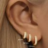 Sina – Pendientes de oro con elegancia minimalista.