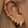Sina – Pendientes de oro con elegancia minimalista.