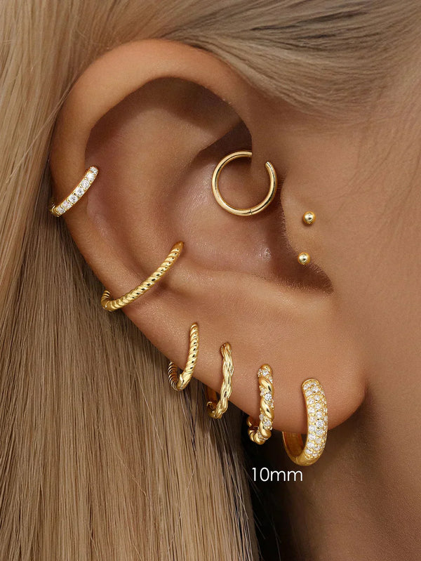 Sina – Pendientes de oro con elegancia minimalista.