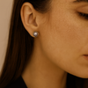 Yvonne - Pendientes Elegantes con Perla Negra