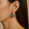 Leonora – Pendientes de plata con piedra ovalada.