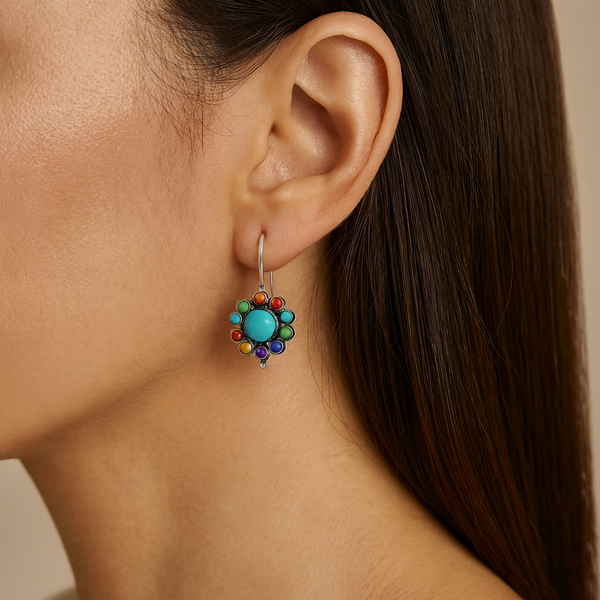 Leonora – Pendientes de plata con piedra ovalada.