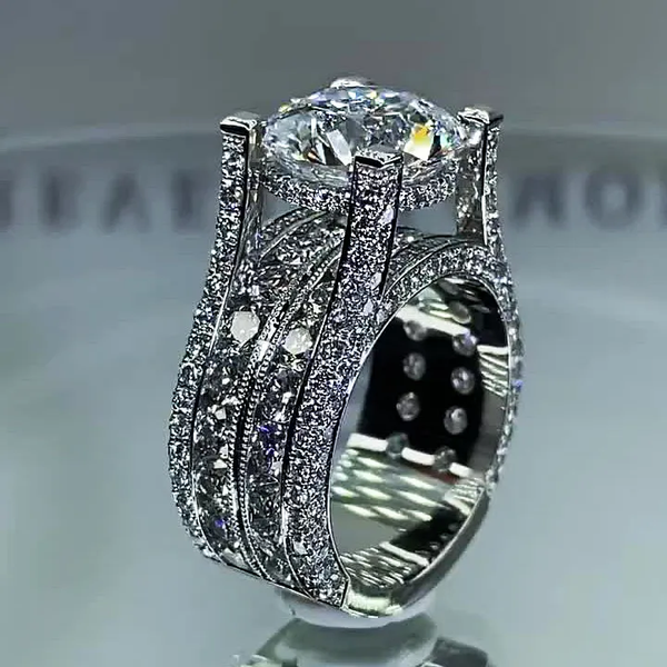 Jasmin – Anillo de diamante altamente brillante con marco vintage