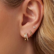 Amálie – Pendientes de oro con movimiento sutil.