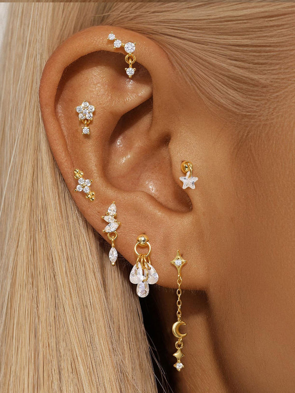 Selina – Pendientes de oro delicados con detalle móvil.