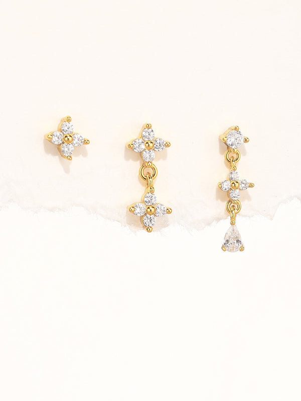 Anika – Pendientes de oro con movimiento sutil.