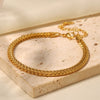 Kateřina – Pulsera de oro delicada con un diseño sencillo.