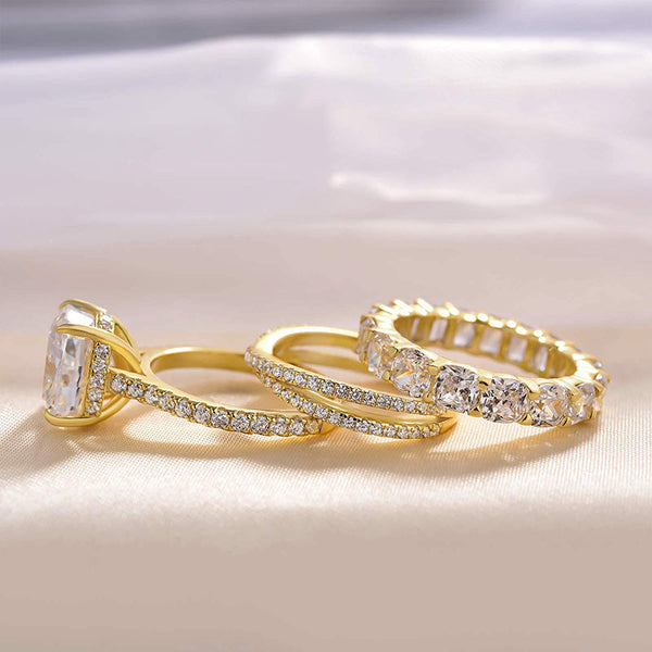 Iris – Anillo de diamante con piedra ovalada.