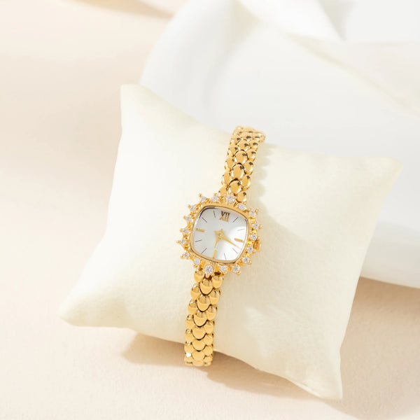 Isabella – Reloj dorado con pulsera de eslabones redonda.