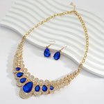 Johanna – Collar de exhibición con piedras azules.