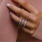 Eliška – Anillo de diamante con doble banda.
