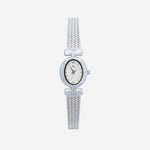 Selina – Reloj dorado con diseño ovalado.