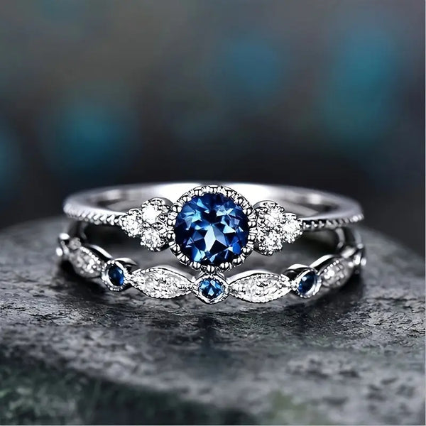 Carina – Anillo de plata con diseño juguetón