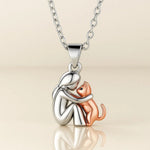 Necklace with hugging cat pendant