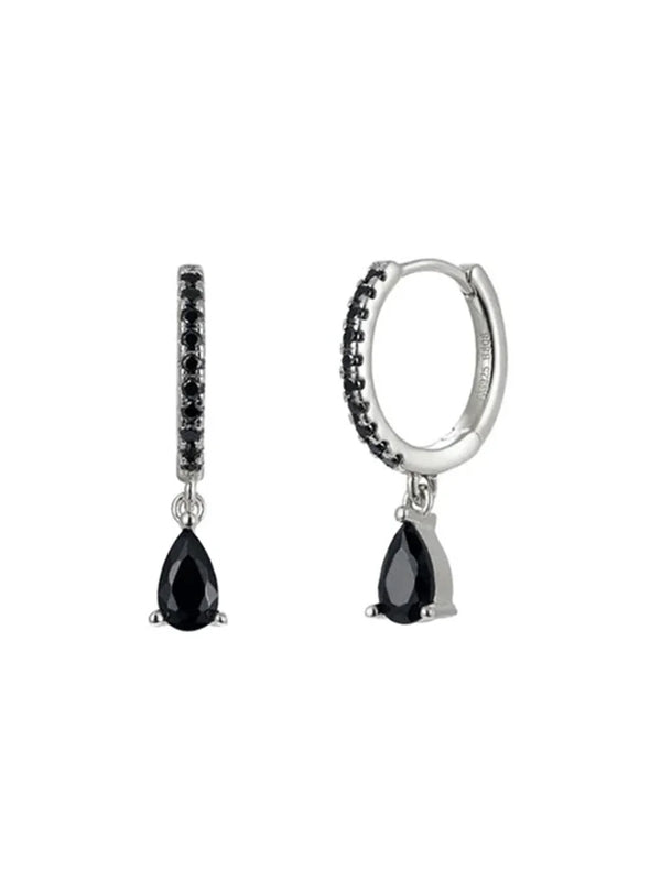 Sabina – Pendientes de oro con estilo moderno.