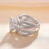 Emilie – Anillo de diamante brillante con corte rectangular.