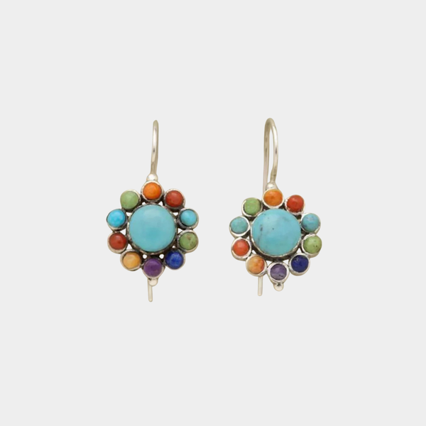 Leonora – Pendientes de plata con piedra ovalada.