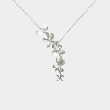 Stefanie – Collar con un sutil diseño de círculo.