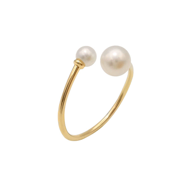Johana – Anillo con terminación asimétrica de perlas.