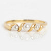 Helena – Anillo dorado con perlas.