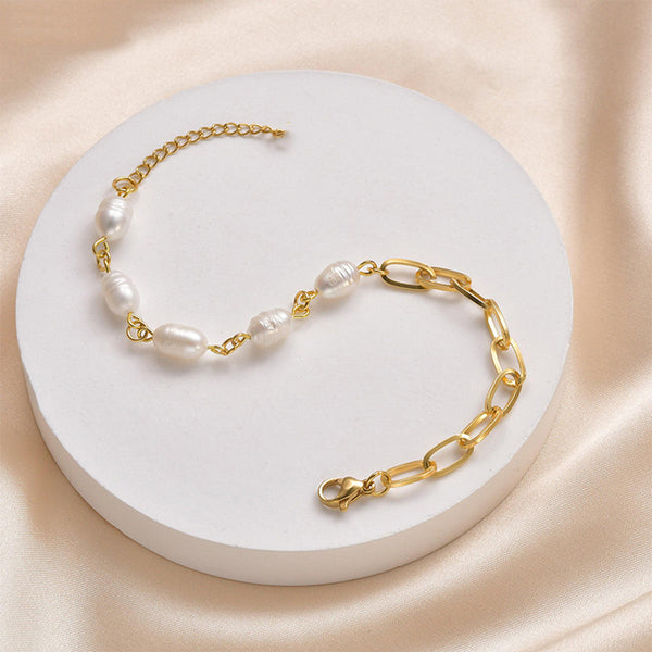 Olivia – Pulsera de perlas brillantes con corazón.