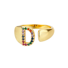 D - Anillo de acero inoxidable dorado con iniciales