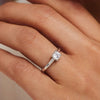 Anillo Mira Kastelová