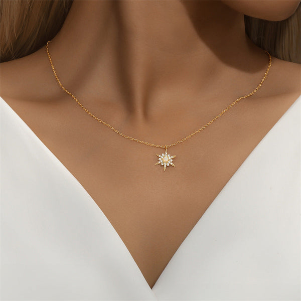 Amálie – Delicate silver necklace with a round pendant.