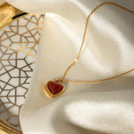 Marlena – Collar delicado con colgante de gota brillante.