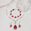 Tereza – Conjunto con piedras rubí.