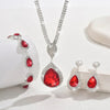 Tereza – Conjunto con piedras rubí.