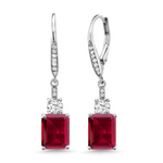 Renáta – Aretes de rubí en diseño clásico.
