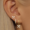 Patricia – Pendientes de oro con una estructura delicada.