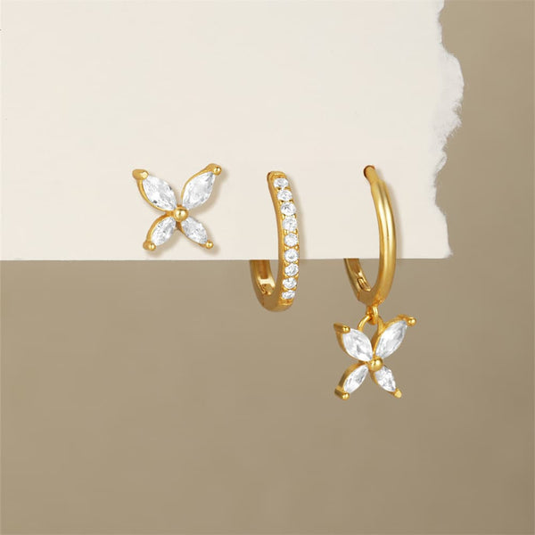 Patricia – Pendientes de oro con una estructura delicada.