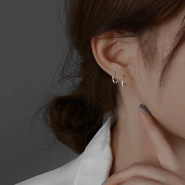 Pendientes de plata esterlina con inserto redondo