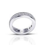 Maren – Anillo de cristal plateado con banda estrecha.