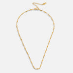 Magdaléna – Collar dorado delicado con eslabones sutiles.