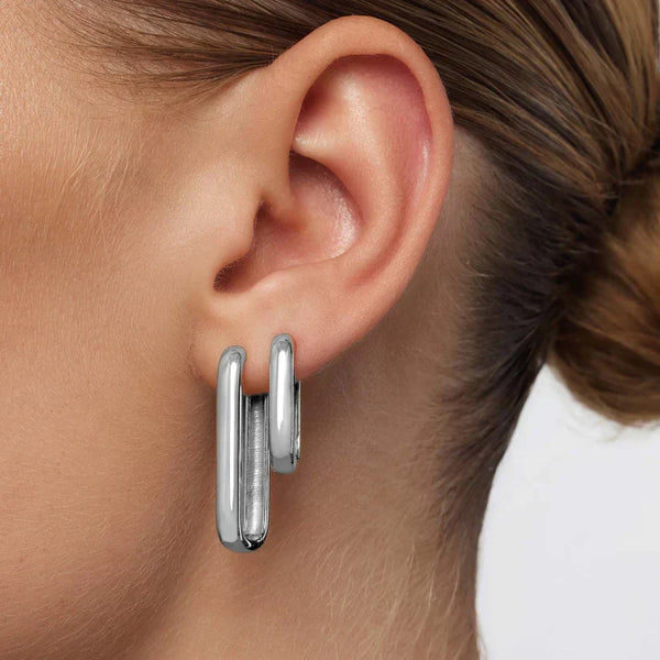 Iconic circular earrings